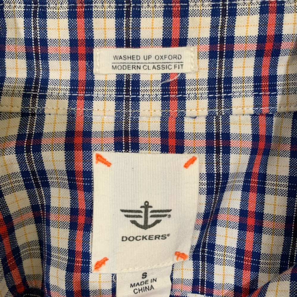 Dockers Button Down - Picture 3 of 5